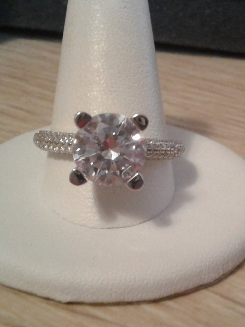 BJL696 LNC Bella Luce Rhodium Solitaire w/Accents Ring 7.82ctw. Size 10